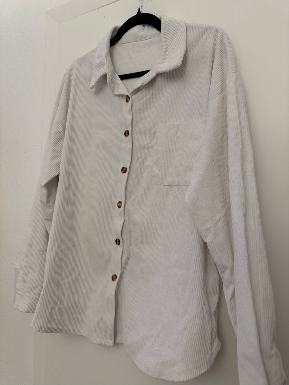 Women's Cream Button-Front Corduroy Shirt Jacket